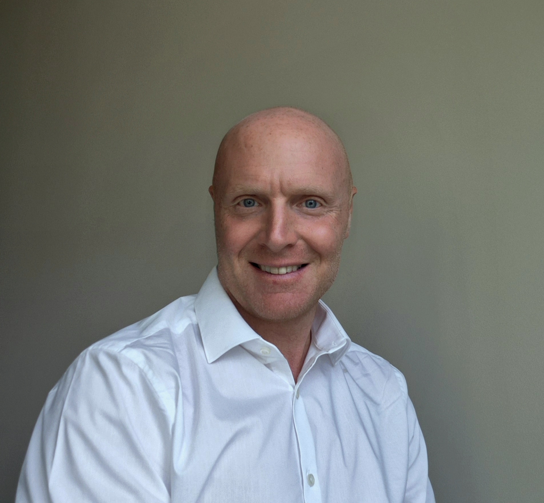 A head and shoulder photograph of our CRO, Rob Stacey